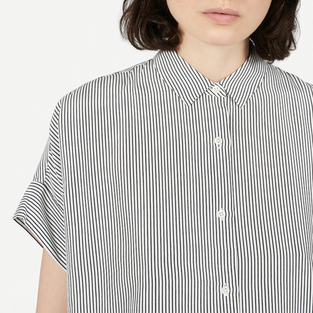 Everlane Silk Short-Sleeve Square Shirt